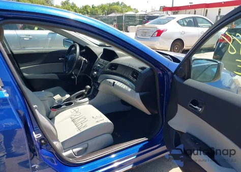 2018 Acura Ilx Acurawatch Plus Package из США, поврежденный, VIN 19UDE2F32JA002586